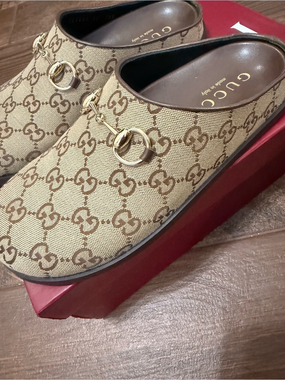 Gucci Women Beige GG Canvas Horsebit Clogs Mules - Picture 3 of 6